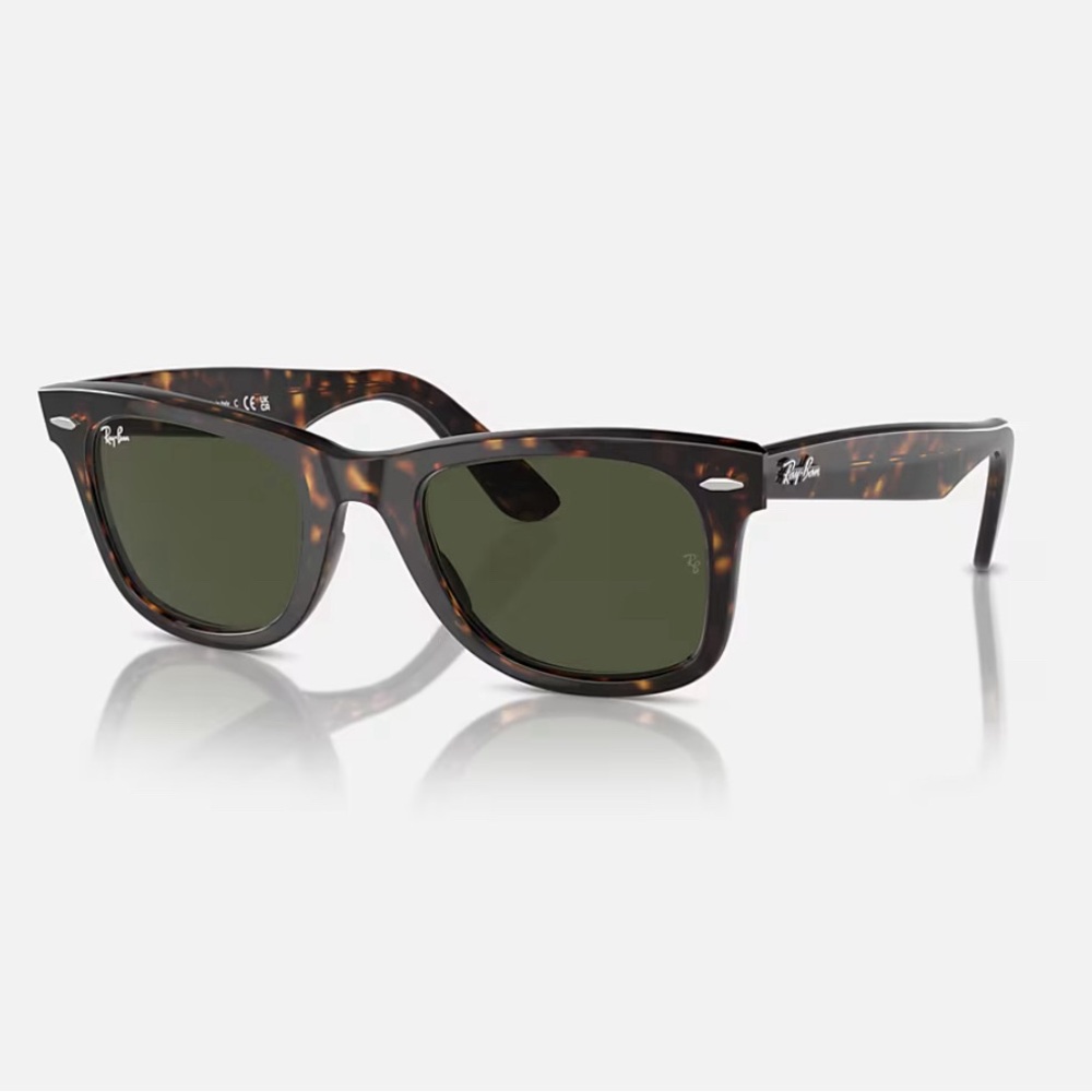 Ray-Ban Wayfarer, polished brown tortoise, G-15 green gradient